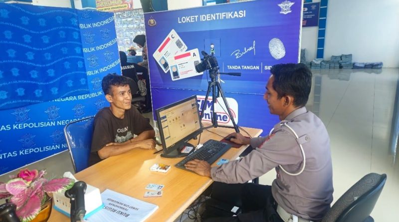 SATLANTAS POLRES ACEH JAYA LAKSANAKAN PELAYANAN REGIDENT RANMOR, PENERBITAN SIM, SERTA UJI TEORI AVIS & UJI PRAKTIK SATLANTAS POLRES ACEH JAYA LAKSANAKAN PELAYANAN REGIDENT RANMOR, PENERBITAN SIM, SERTA UJI TEORI AVIS & UJI PRAKTIK