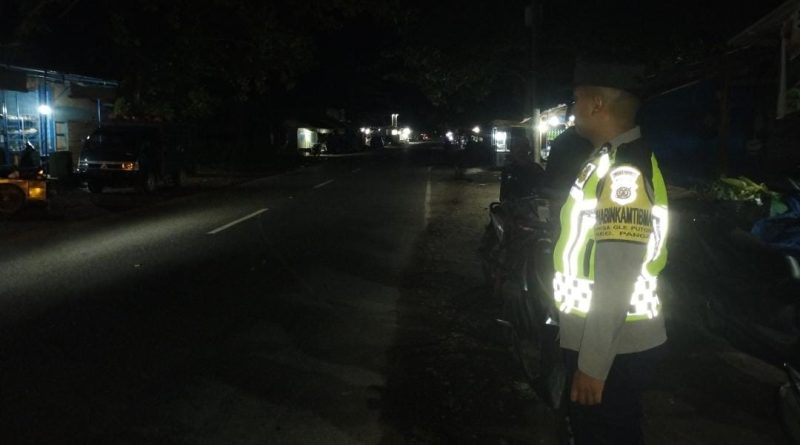 PERSONEL POLSEK PANGA LAKSANAKAN PATROLI HARKAMTIBMAS DI WILAYAH KECAMATAN PANGA PERSONEL POLSEK PANGA LAKSANAKAN PATROLI HARKAMTIBMAS DI WILAYAH KECAMATAN PANGA